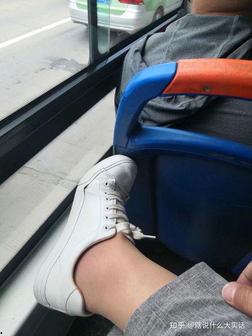 怎样偷丝袜而不被人发现,不留痕迹的绝妙技巧揭秘