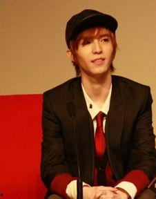 1.55高的明星,揭秘矮个明星的独特魅力