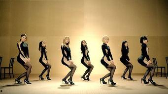 aoa rainbow丝袜,时尚与舒适的完美融合